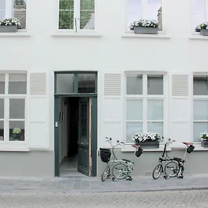 Alphabet - Luxury And Art Gallery Bed & Breakfast